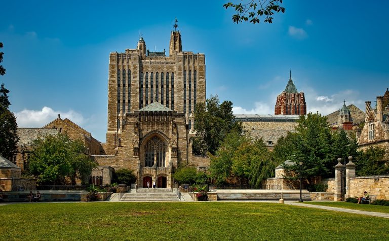 Blog 86 Connecticut Living at Yale University a Connecticut landmark in New Haven